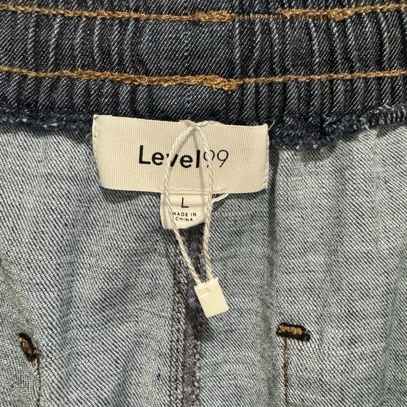 Level 99 Mari Shorts | Size L - Picture 4 of 4